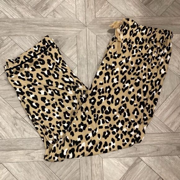 NWOT. Kim Rogers Brand Women’s Size Medium Animal Print 2 PC PJ Set - Picture 5 of 14